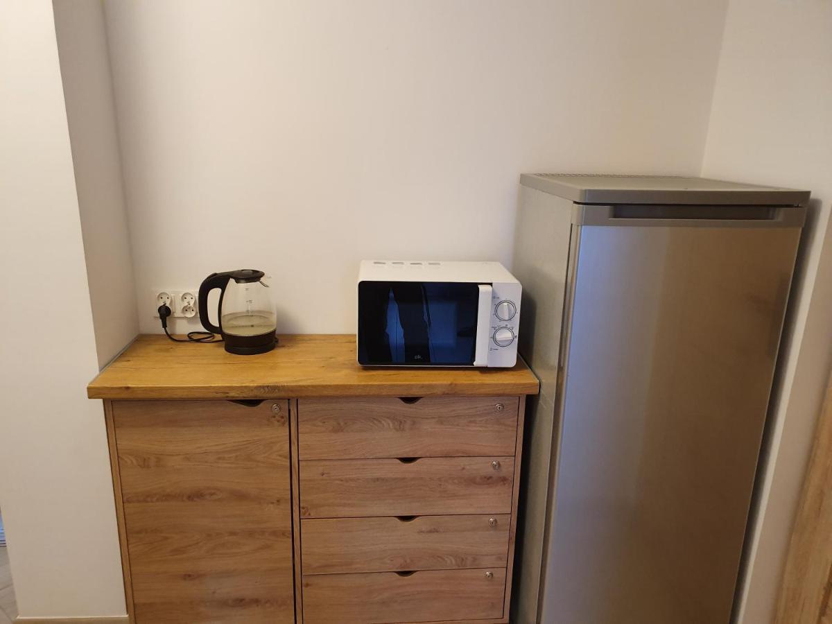 Hostel Mleczna - Metro Zacisze Warschau Buitenkant foto